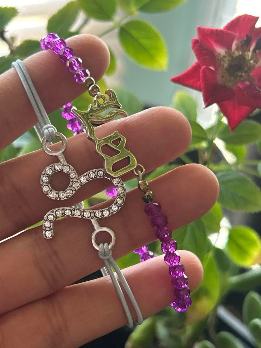 Bundle of two Leo stretchy bracelets